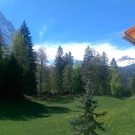 Mom - Alpine Boutique Apartments, Gletscher, Eiger View Terrace グリンデルヴァルト