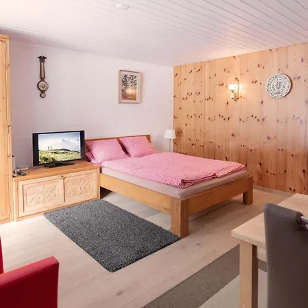 Mom - Alpine Boutique Apartments, Gletscher, Eiger View Terrace * Grindelwald