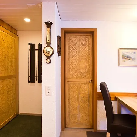 Mom - Alpine Boutique Apartments, Gletscher, Eiger View Terrace * Grindelwald